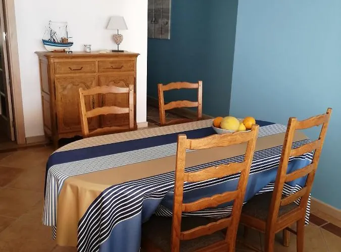 Casa Da California Σεσίμπρα